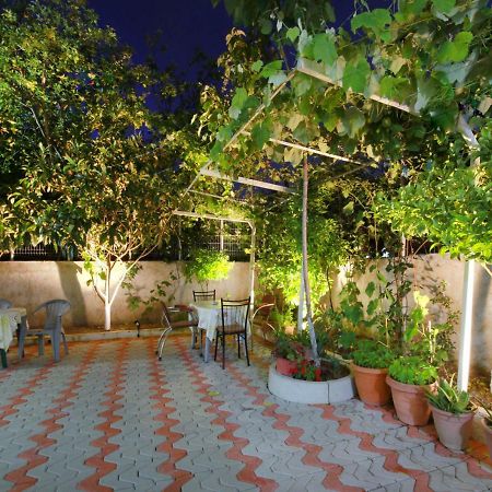 My Home Guest House-Apartment Durrës Exteriör bild