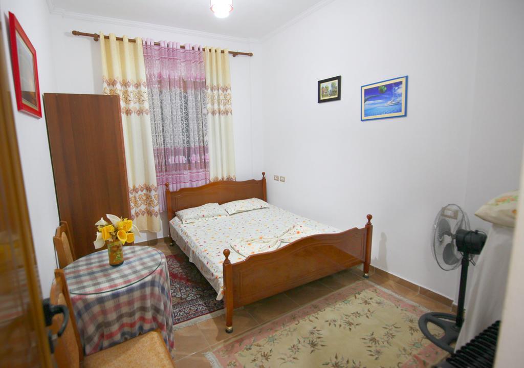 My Home Guest House-Apartment Durrës Exteriör bild
